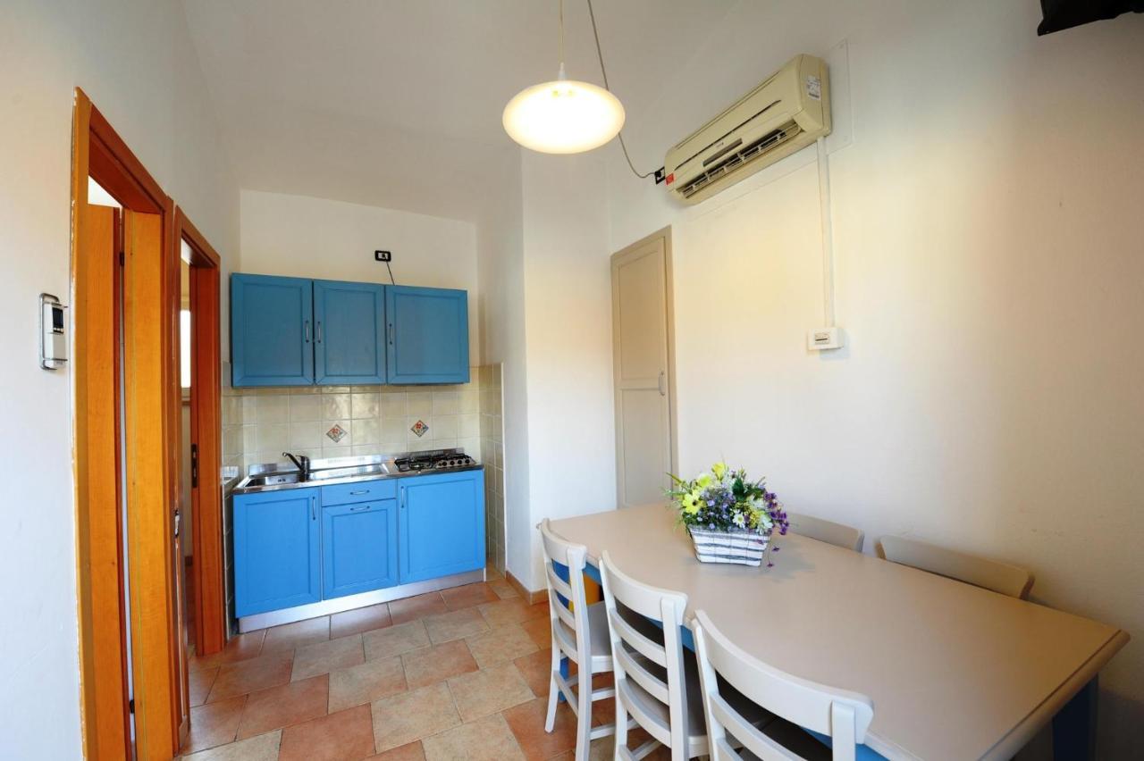 Apartments In Peschiera Del Garda 22099 Bagian luar foto